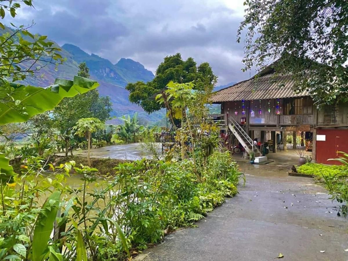 Du Gia Van Chung Homestay Lang Cac Luaran gambar