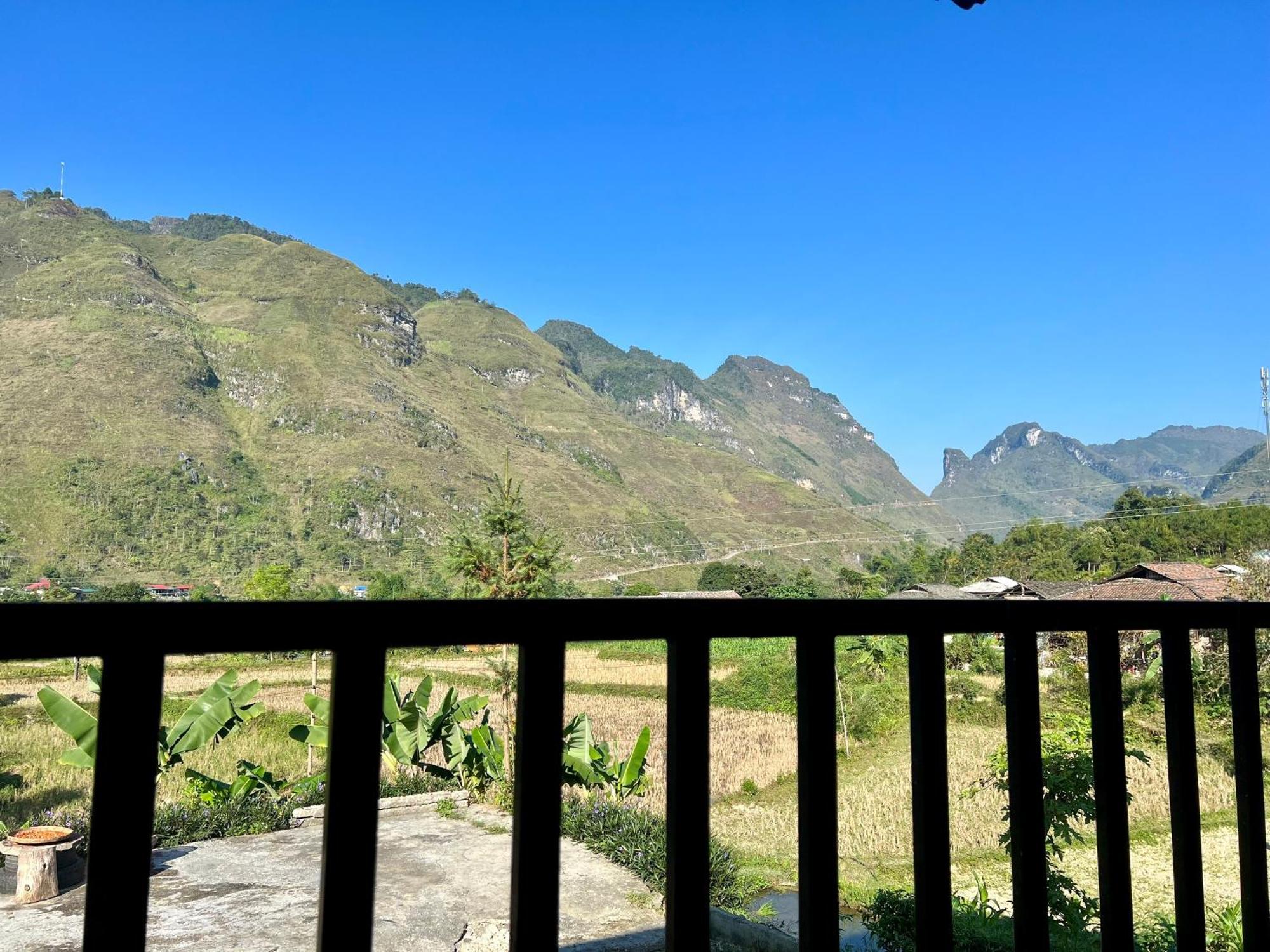 Du Gia Van Chung Homestay Lang Cac Luaran gambar